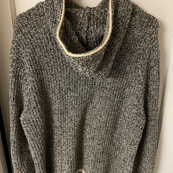 American Eagle knit sweater hoodie - Picture 5 of 5